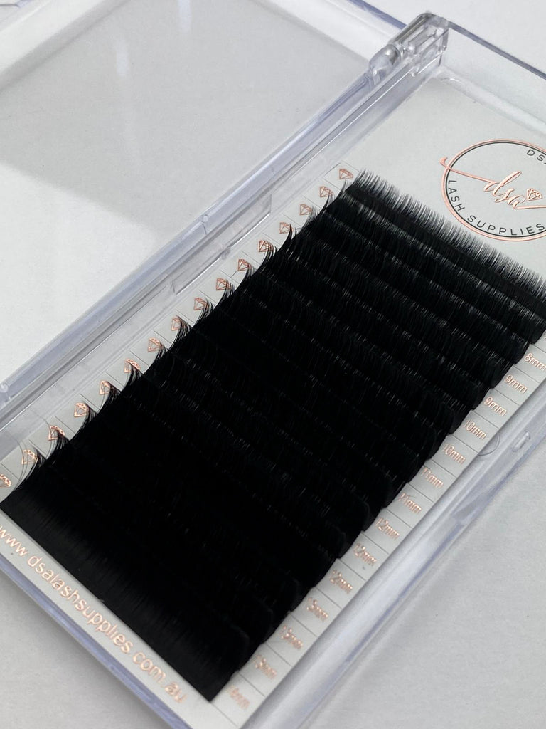 LUXE Easy Fanning Lashes